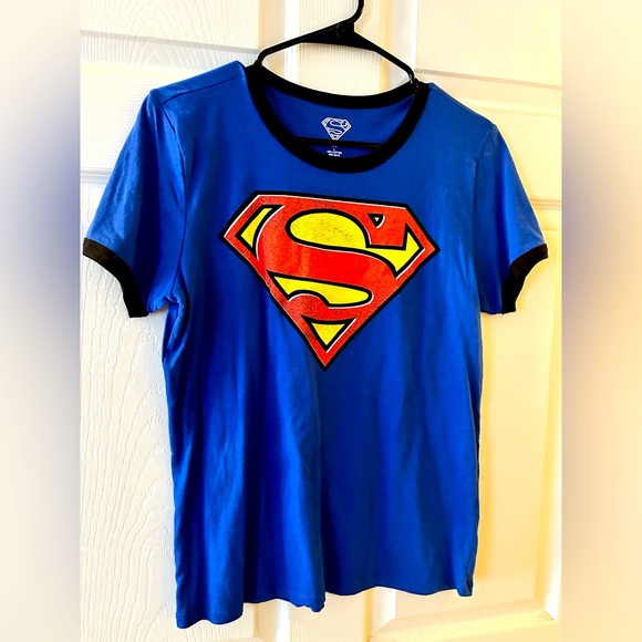 Tops - Women’s Superman T-Shirt - Size Large